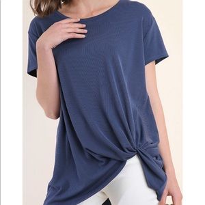 Umgee KNOT SO BASIC TOP size lx blue shirt